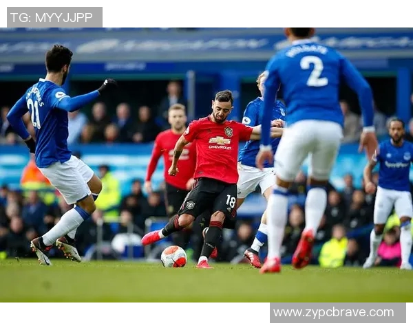 哈德斯菲儿主场迎战狼队争夺英超宝贵积分精彩对决一触即发 哈德斯菲儿主场迎战狼队争夺英超宝贵积分精彩对决一触即发